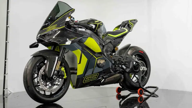 Ducati Panigale V4 Lamborghini (2026) (3)