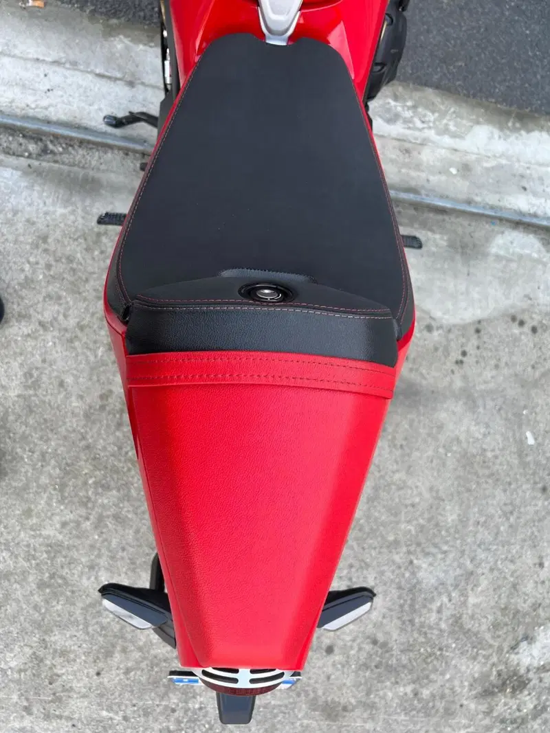 MV Agusta Superveloce 800 (2021 - 25) (6)