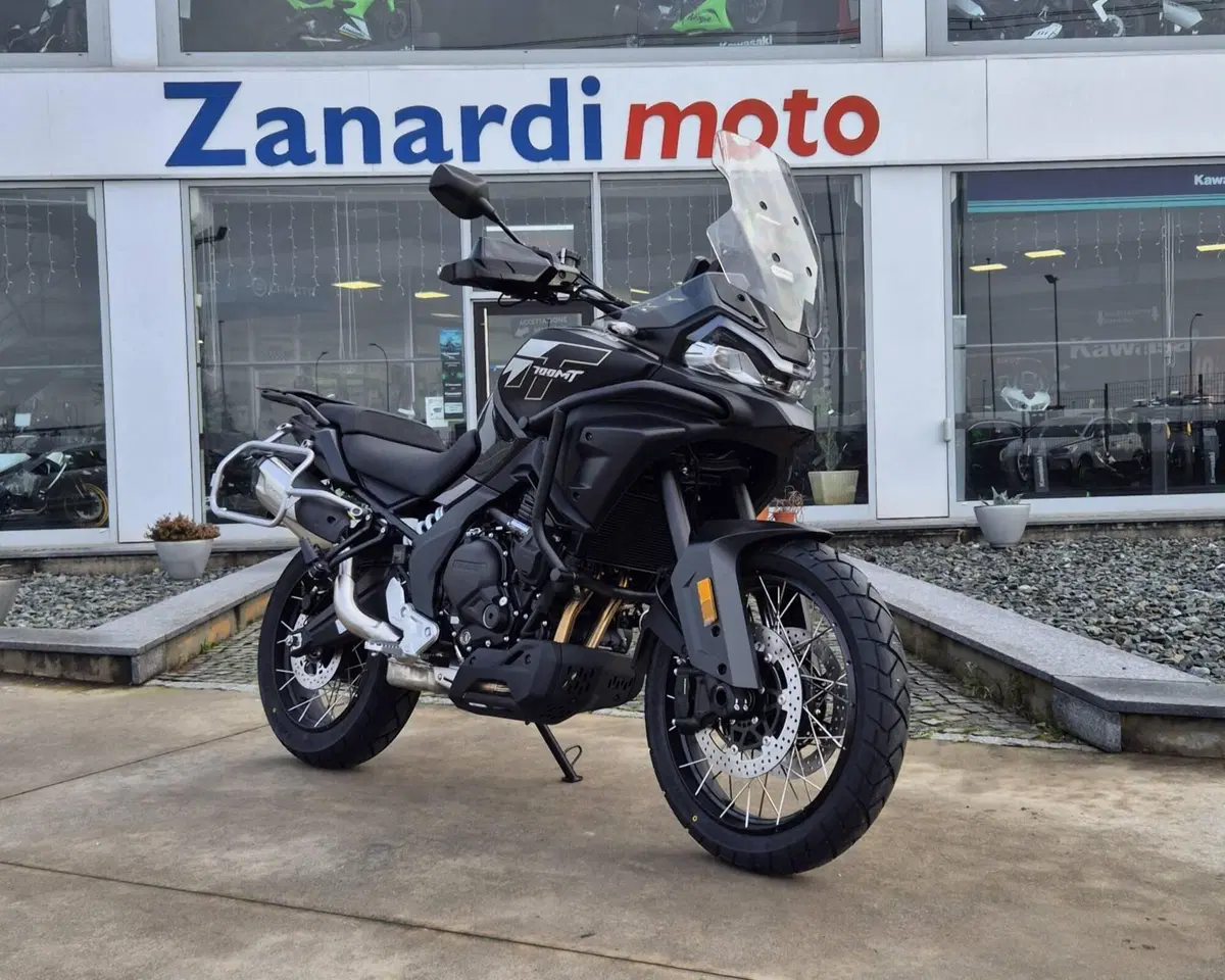CFMOTO 700MT Adventure (2025 - 26)