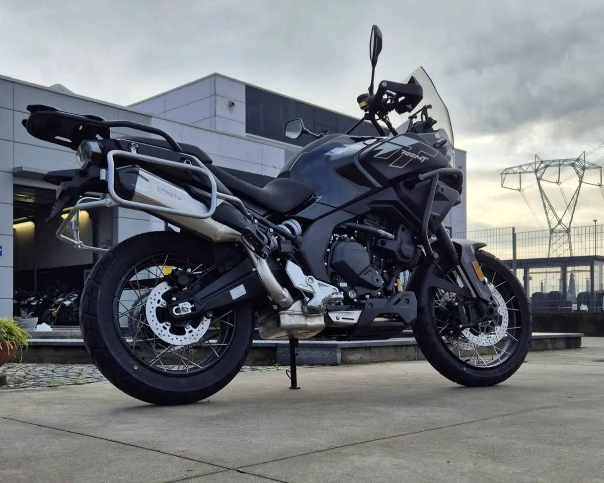 CFMOTO 700MT Adventure (2025 - 26) (2)