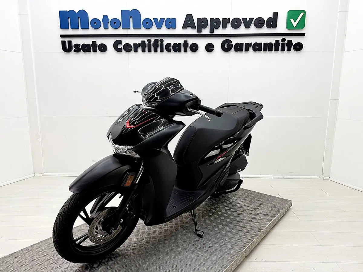 Honda SH 125 Sport (2026) (3)