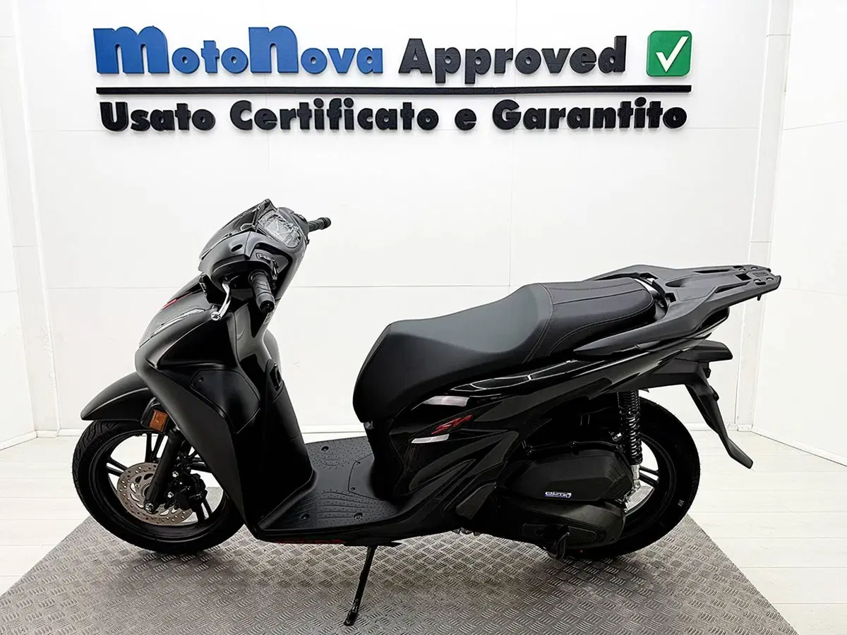 Honda SH 125 Sport (2026) (2)