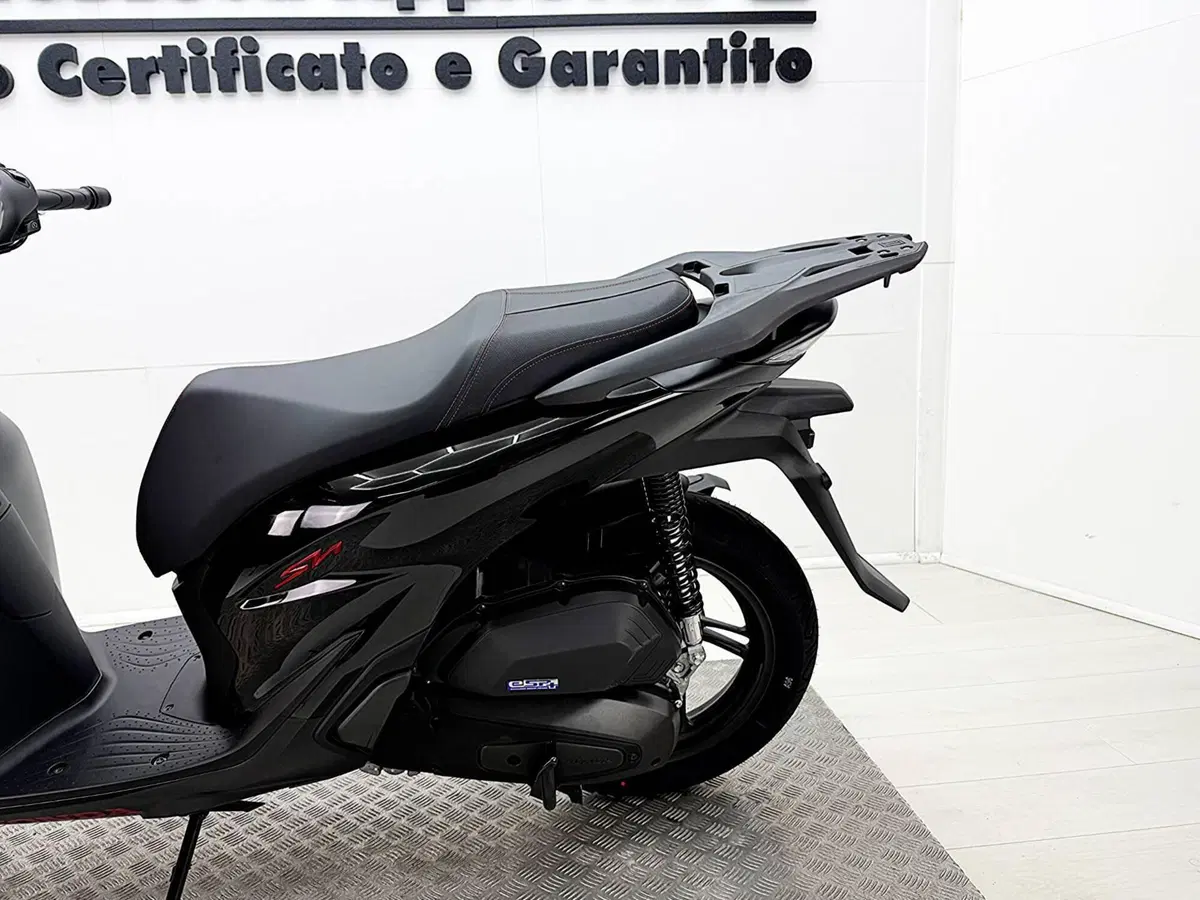 Honda SH 125 Sport (2026) (13)