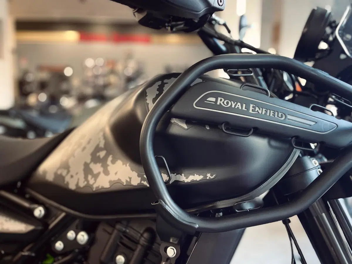 Royal Enfield Himalayan 450 Mana Black (2026) (2)