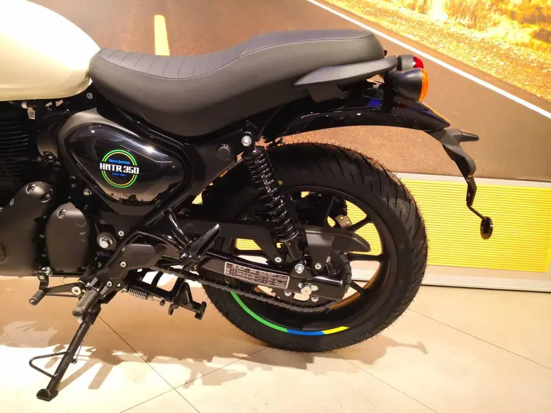 Royal Enfield HNTR 350 (2022 - 26) (10)
