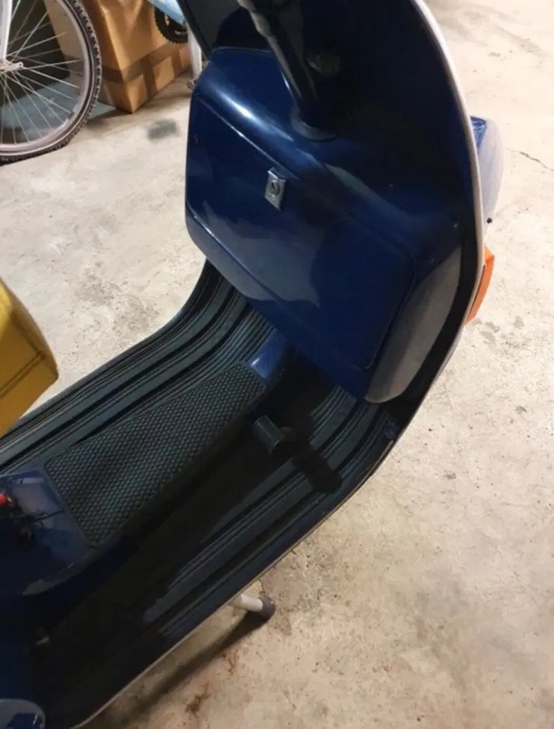 Vespa PX 125 (6)