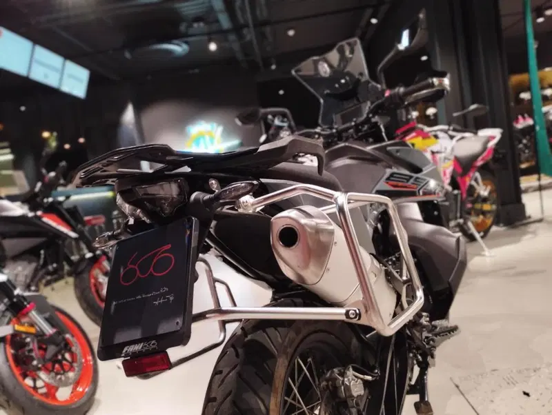 KTM 890 Adventure L (2022) (5)