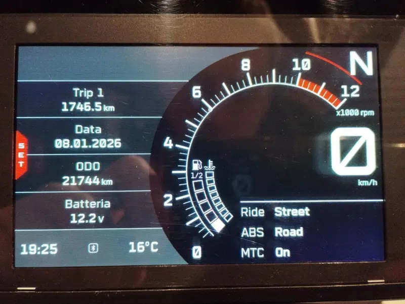 KTM 890 Adventure L (2022) (7)
