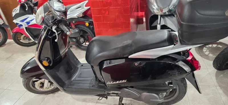 Kymco Like 200i LX (2009 - 16) (3)