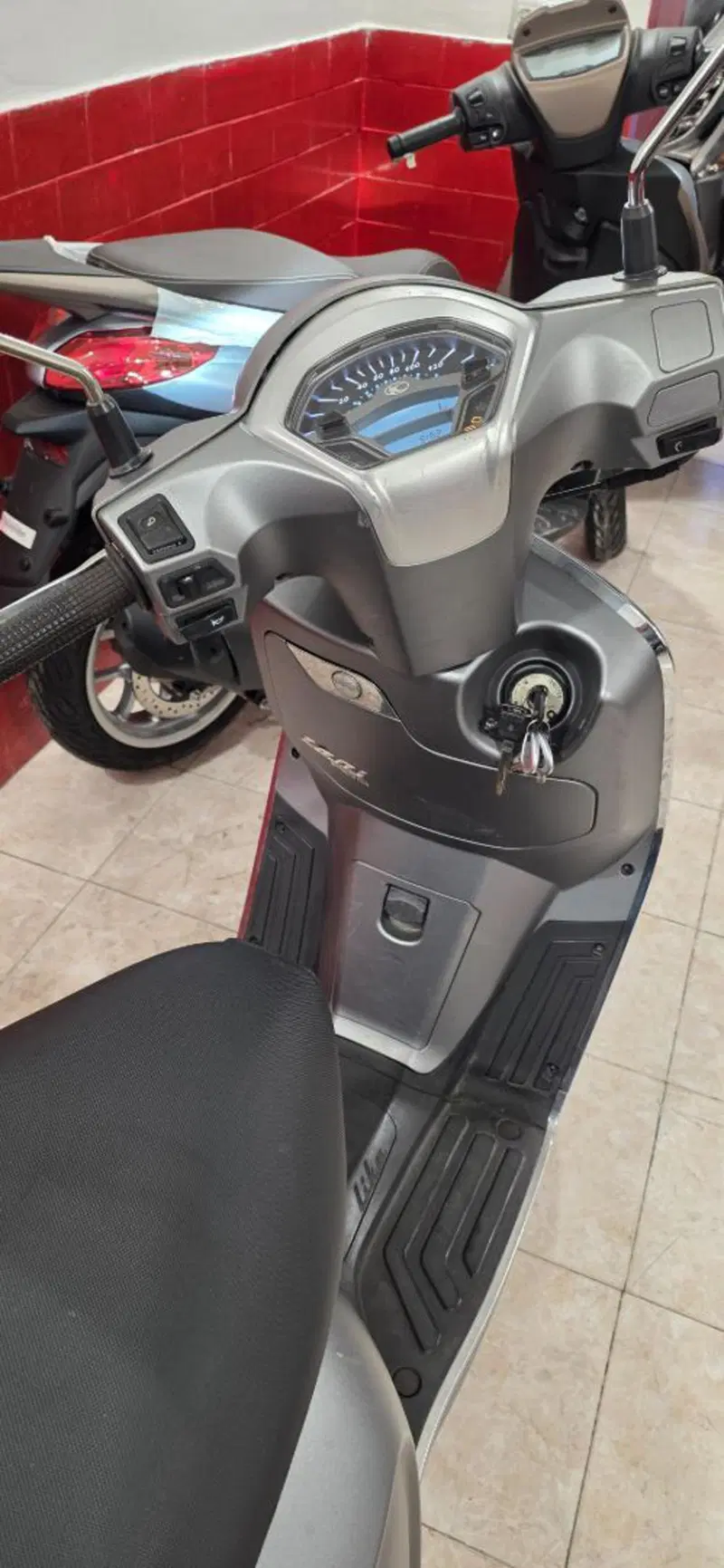 Kymco Like 150 E4 ABS (2020) (4)
