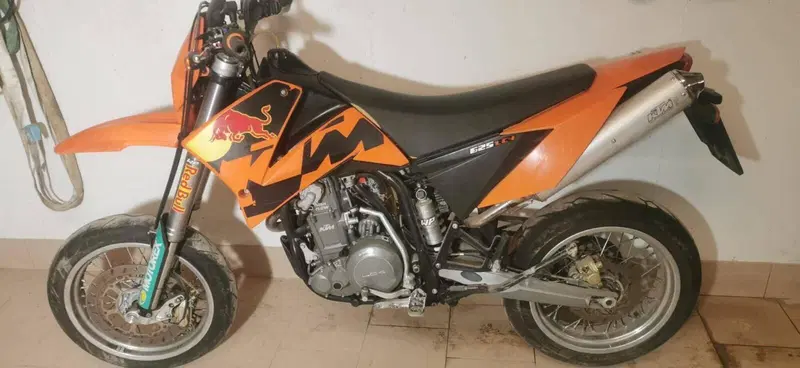 KTM LC4 625 Supercompetition SM (2002)