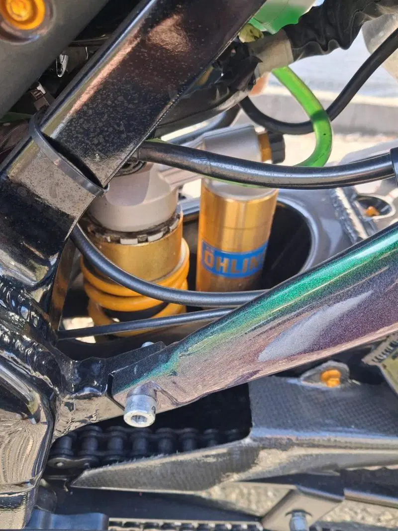 Yamaha YZF R1 (2000 - 01) (4)