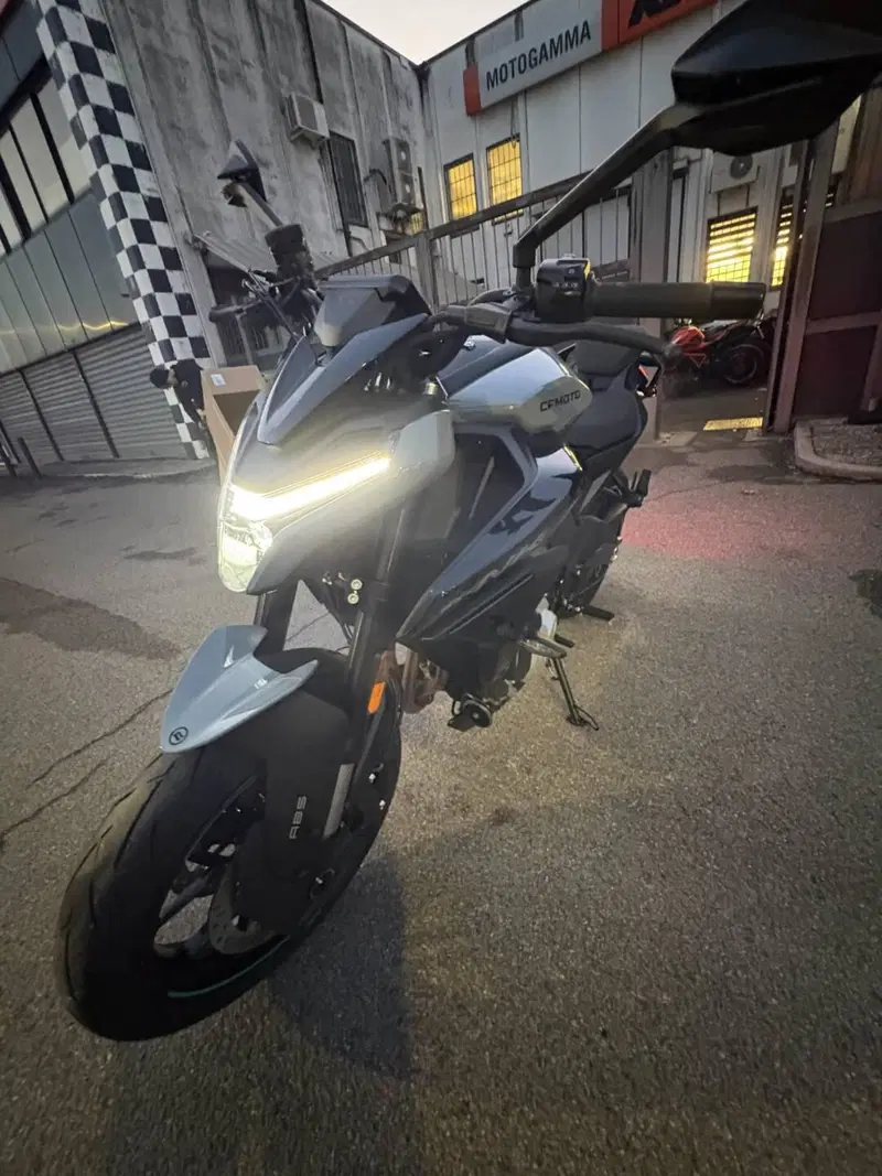 CFMOTO 675NK (2025 - 26) (5)