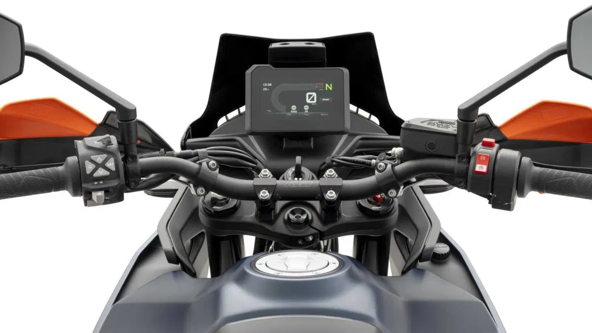 KTM 890 SMT 890 SMT (2026) (8)