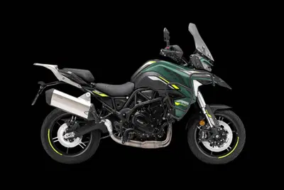 Benelli TRK 702 (2026) nuova