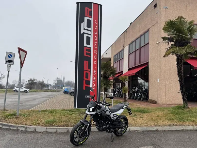 Benelli BKX 125 S (2026) (3)