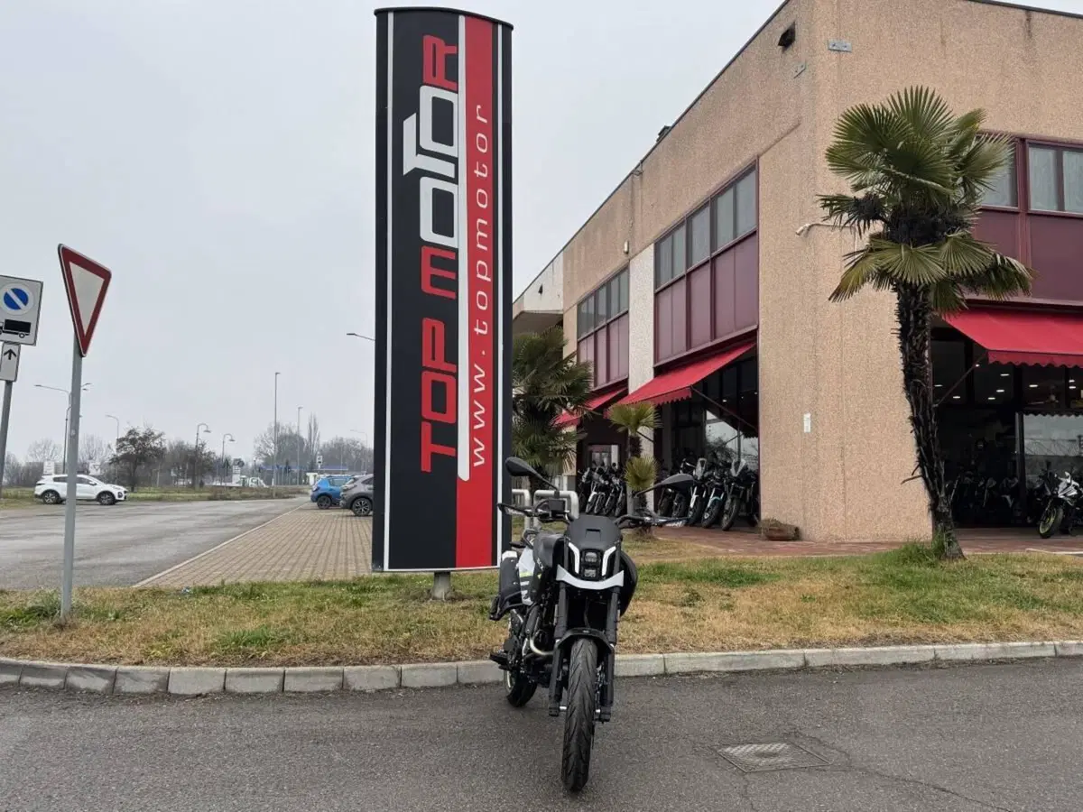 Benelli BKX 125 S (2026) (6)