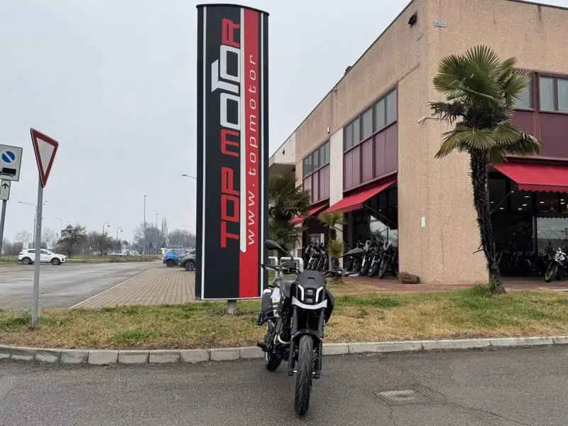 Benelli BKX 125 S (2026) (6)