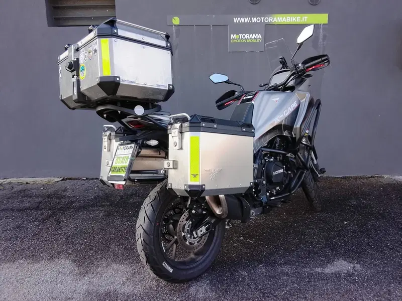Moto Morini X-Cape 650 (2021 - 26) (3)