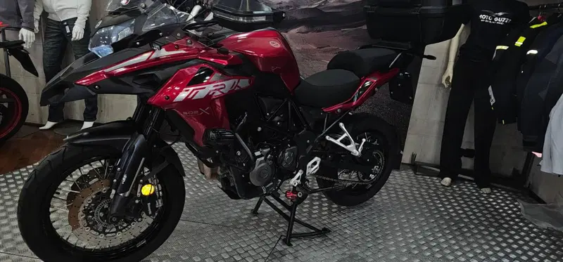 Benelli TRK 502 ABS (2017 - 20) (2)
