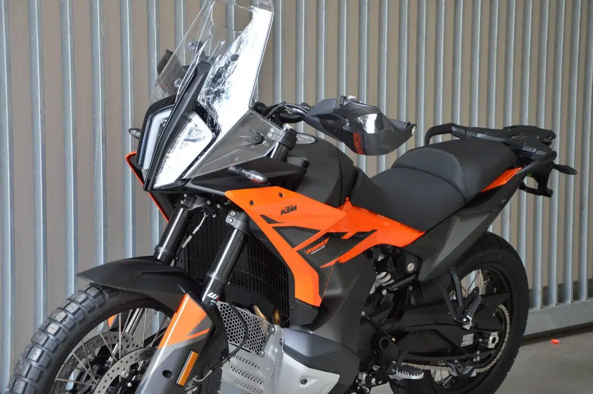 KTM 790 Adventure (2025 - 26) (8)