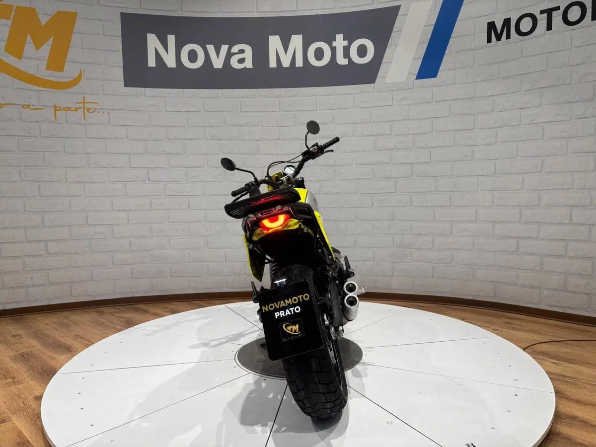 Ducati Scrambler 800 Flat Track Pro (2016 - 17) (6)