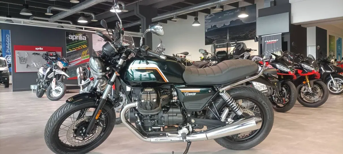 Moto Guzzi V7 Special (2025 - 26)
