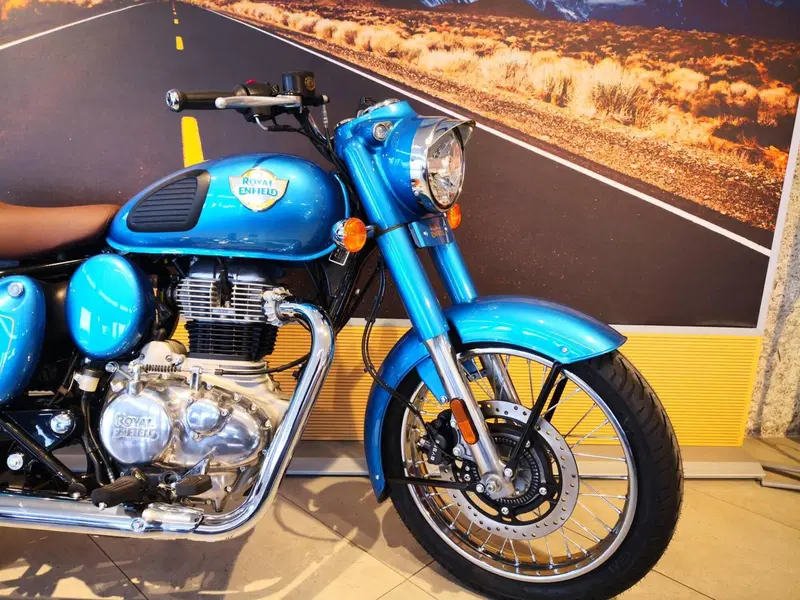 Royal Enfield Classic 350 (2021 - 26) (4)