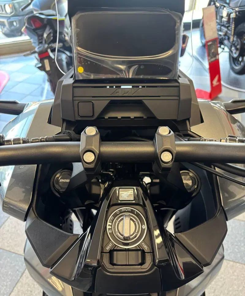 Honda ADV 350 (2025 - 26) (6)
