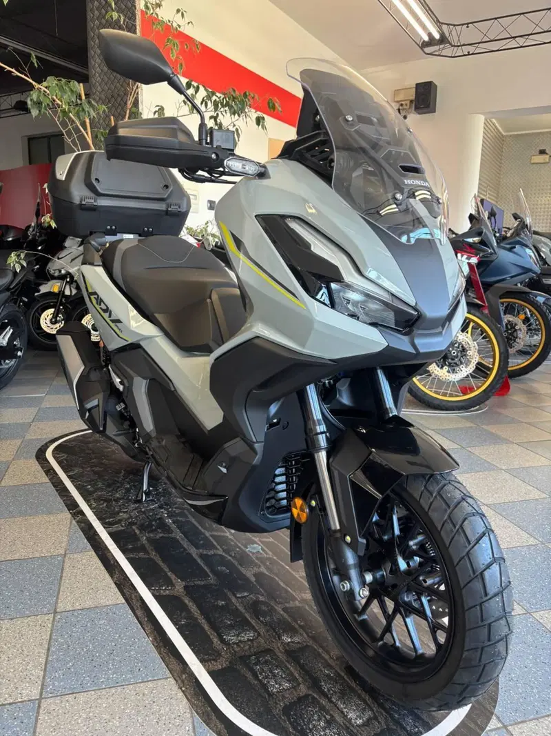 Honda ADV 350 Special Edition (2025 - 26)