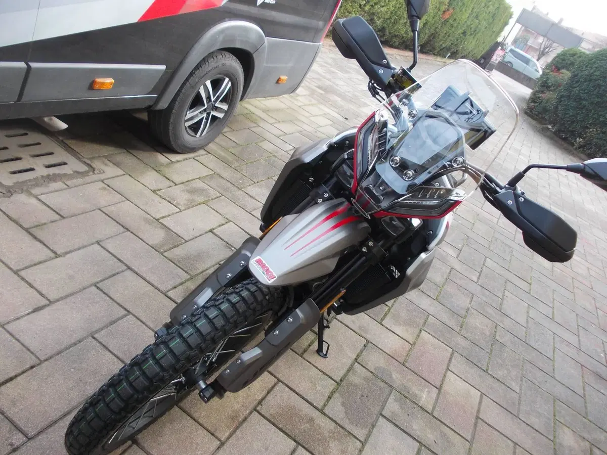 Moto Morini Allthrike 450 (2025 - 26) (15)