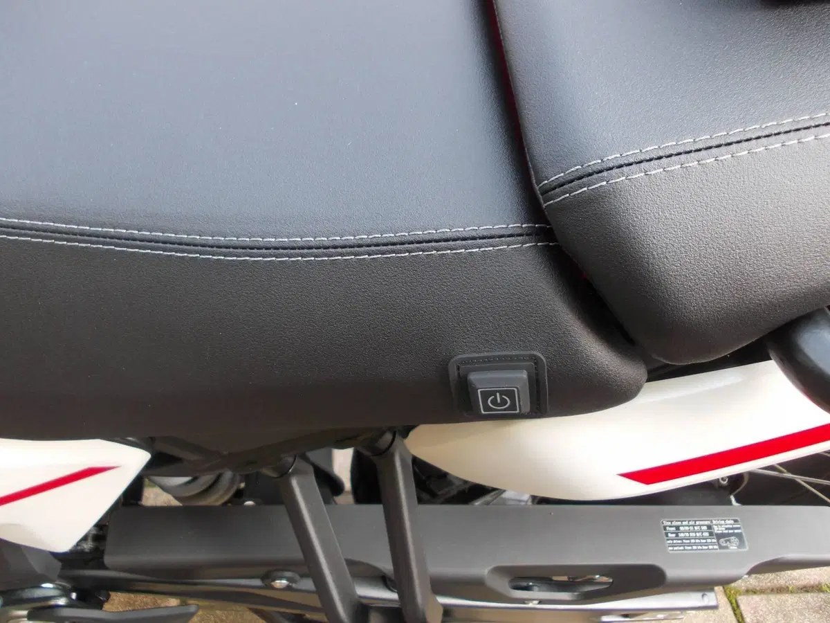 Moto Morini Allthrike 450 (2025 - 26) (17)
