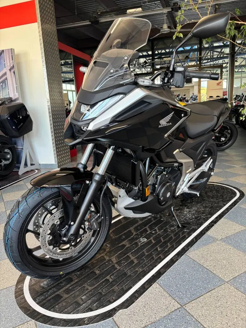 Honda NC 750 X DCT (2025 - 26) (3)
