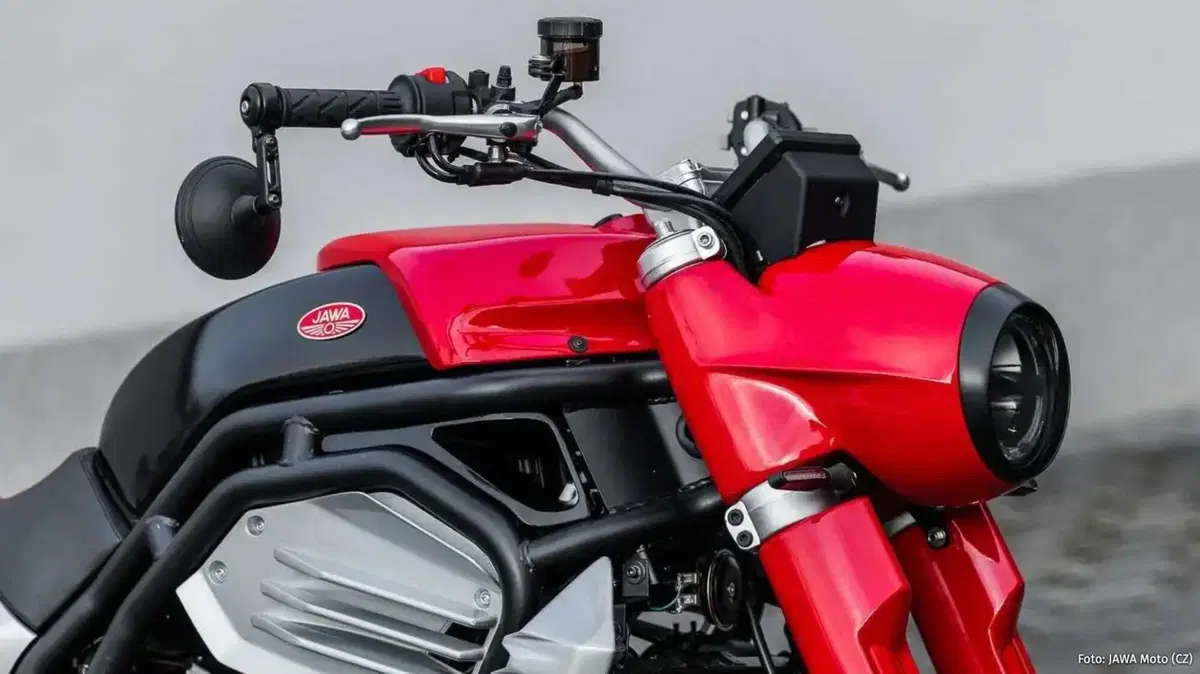 Jawa 730 Twin: café racer neoclassico ceco pronto al debutto nel 2026 (9)