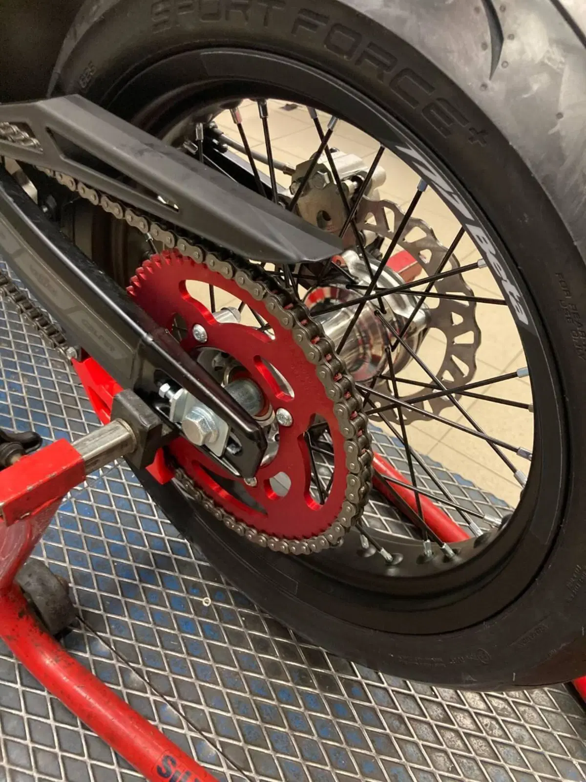 Betamotor RR 125 4T Motard R (2025 - 26) (5)