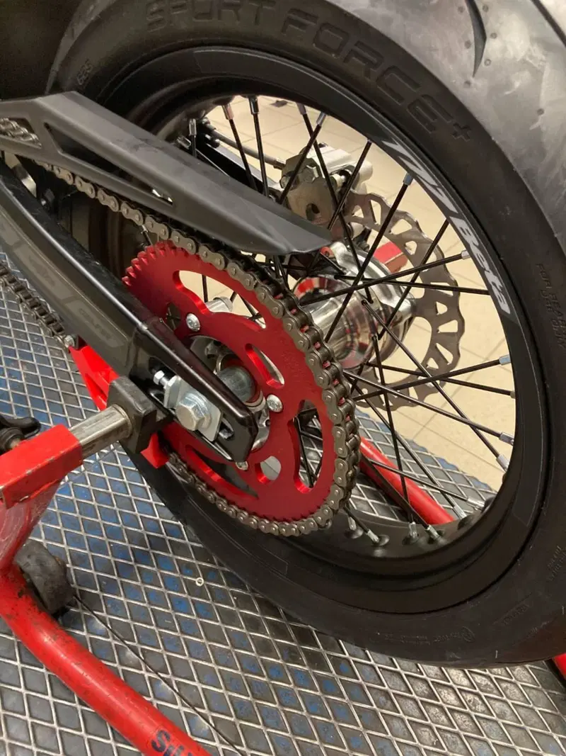 Betamotor RR 125 4T Motard R (2025 - 26) (5)