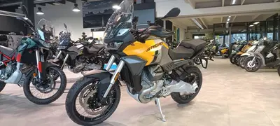 Moto Guzzi Stelvio (2024 - 26) usata