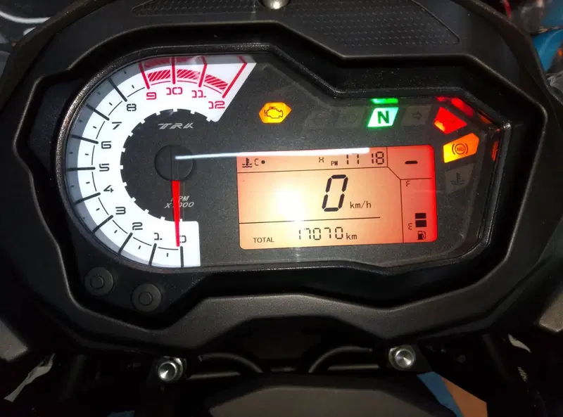 Benelli TRK 502 (2021 - 25) (13)