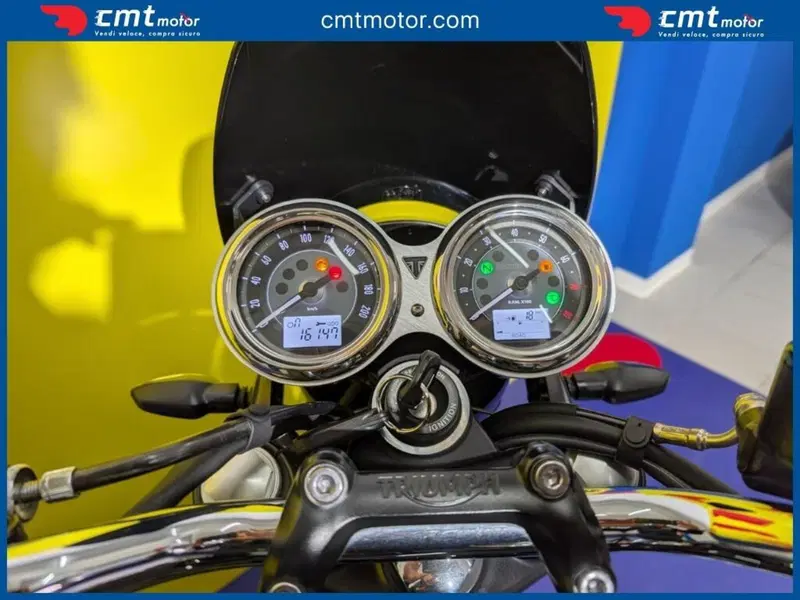 Triumph Bonneville T120 (2021 - 25) (5)