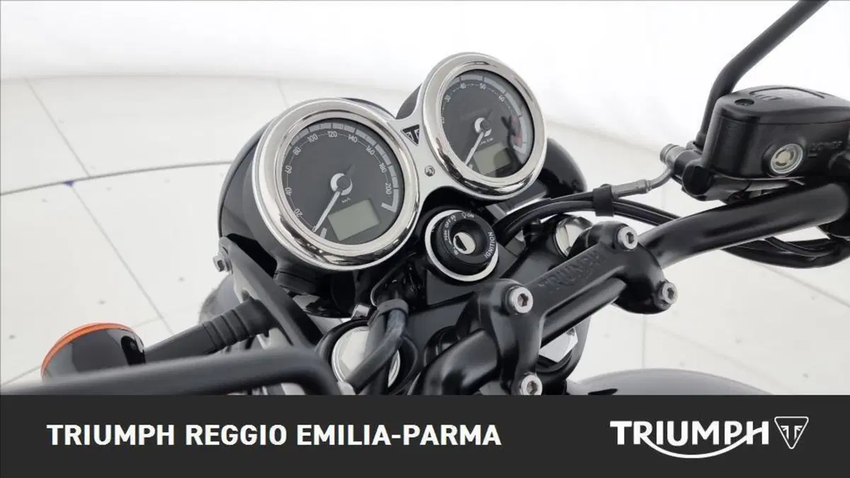 Triumph Bonneville T120 Black (2026) (9)