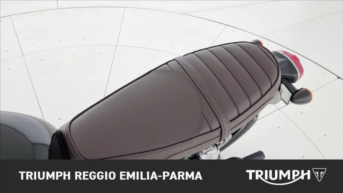 Triumph Bonneville T120 Black (2026) (13)