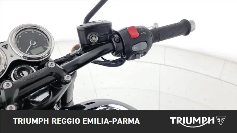 Triumph Bonneville T120 Black (2026) (10)