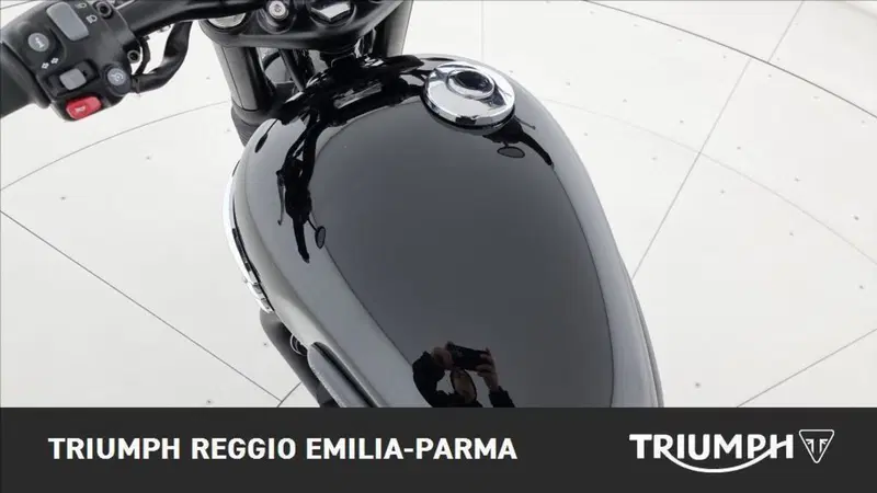 Triumph Bonneville T120 Black (2026) (12)
