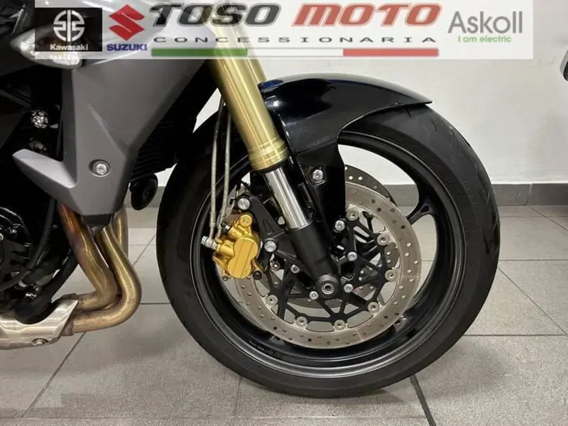Triumph Street Triple ABS (2013 - 17) (2)