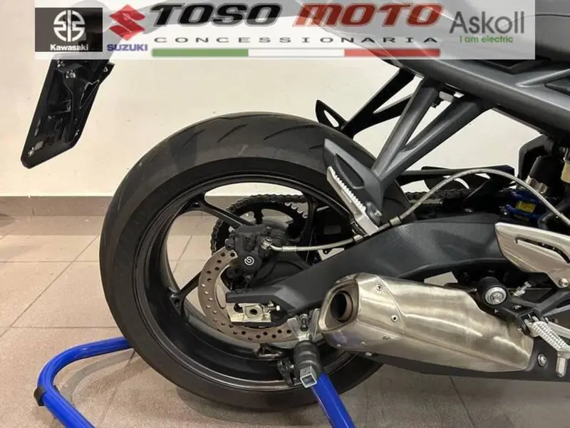 Triumph Street Triple ABS (2013 - 17) (4)