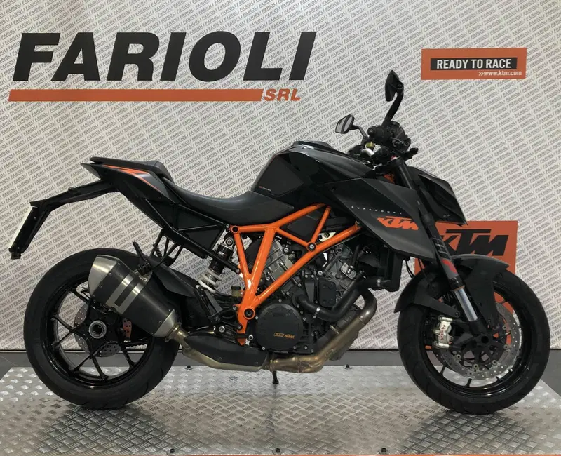 KTM 1290 Super Duke R SE ABS (2016)