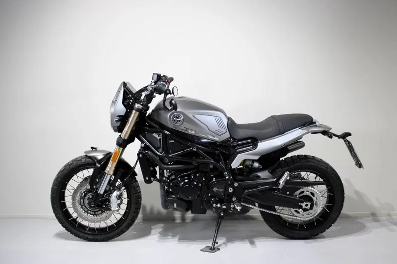 Benelli Leoncino 800 Trail (2022 - 26) (4)
