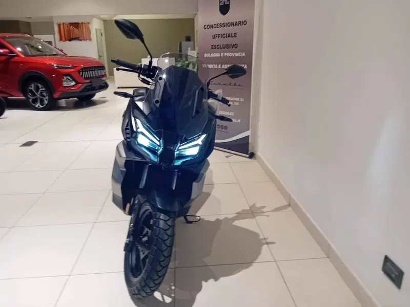 Voge Sfida SR1 ADV (2023 - 26) (3)