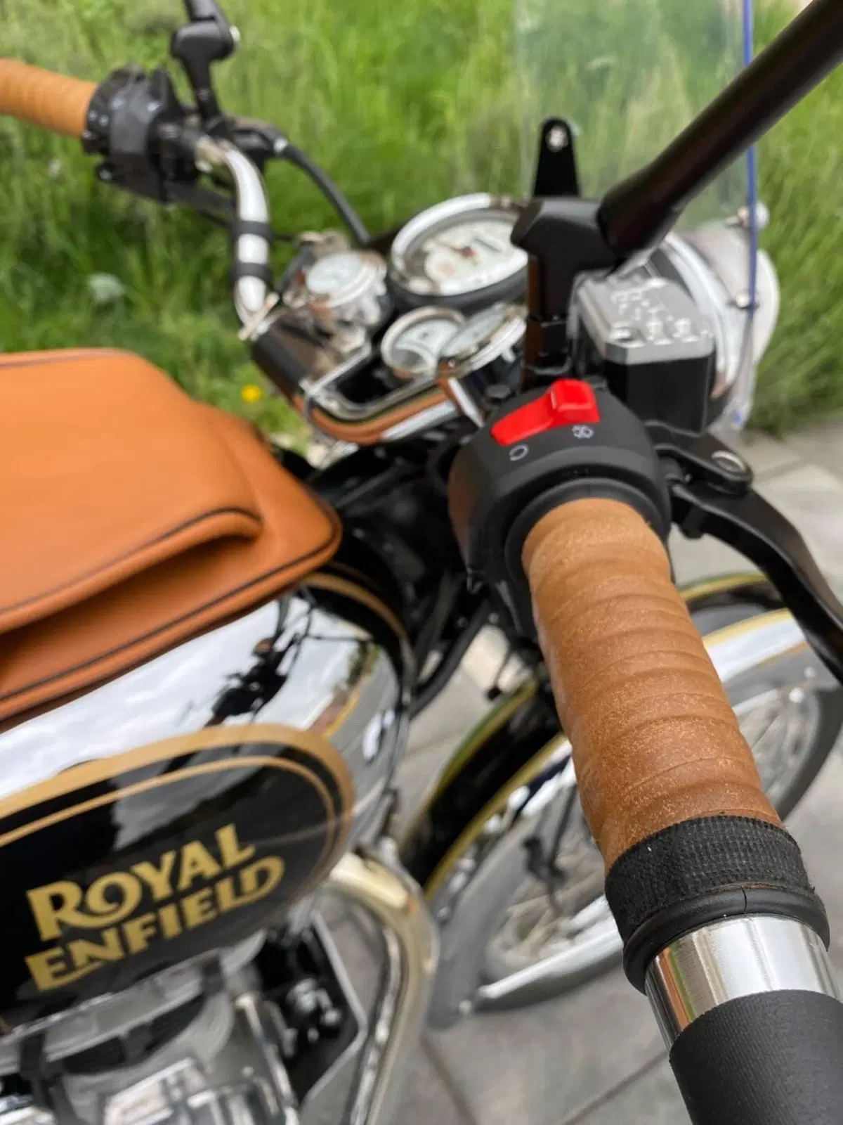 Royal Enfield Classic 500 EFI - Chrome (2017 - 20) (14)