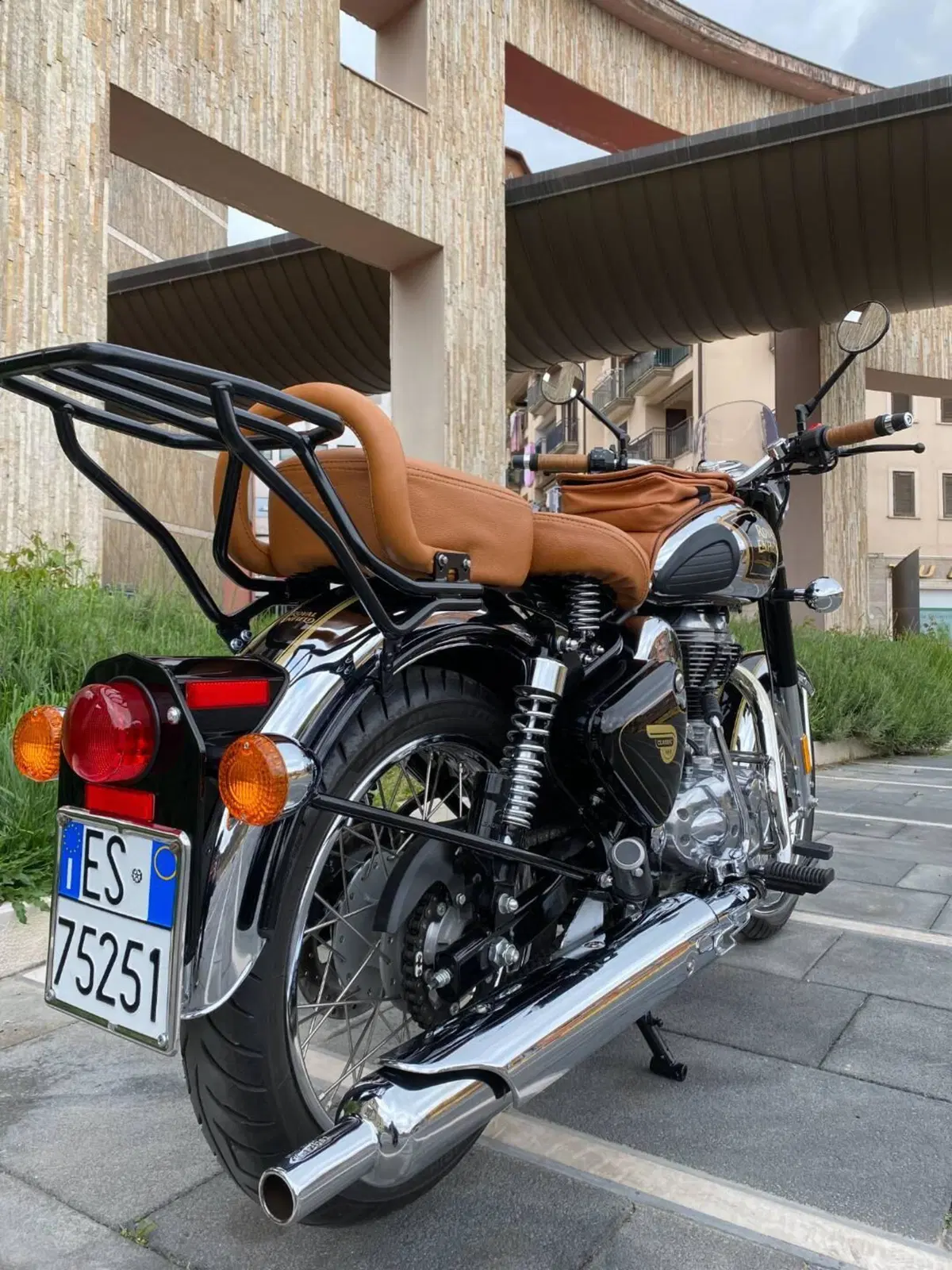 Royal Enfield Classic 500 EFI - Chrome (2017 - 20) (20)